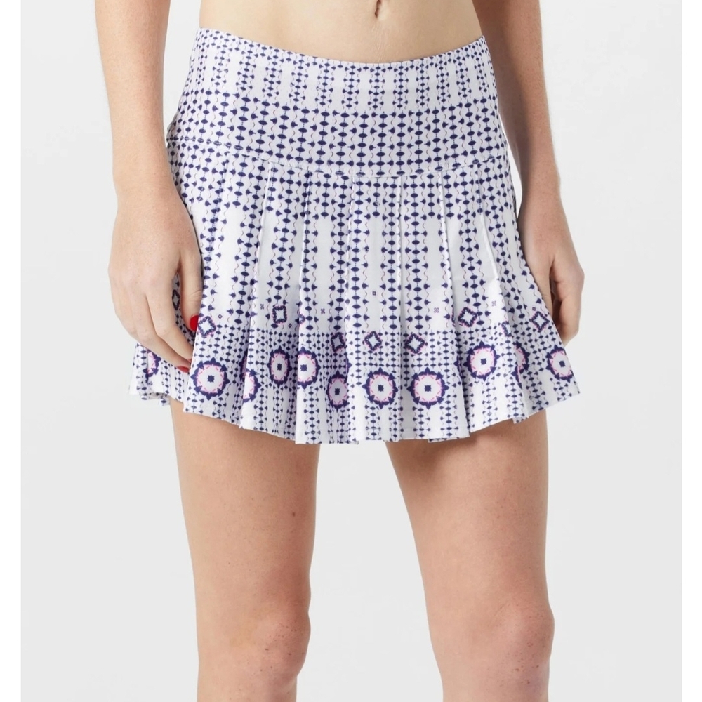 Lucky in Love Berry Pleat Skirt Size LARGE NWOT